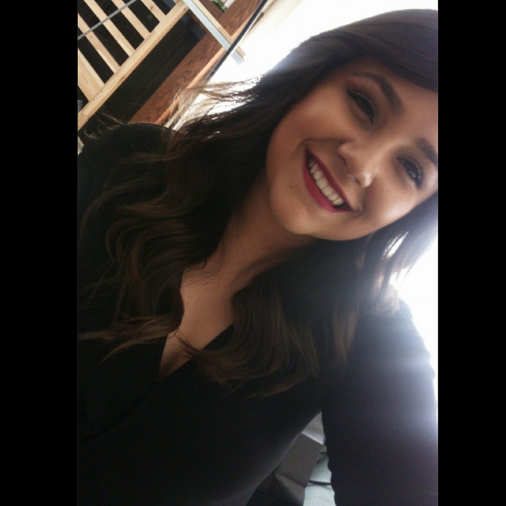 Meet your Posher, Paola